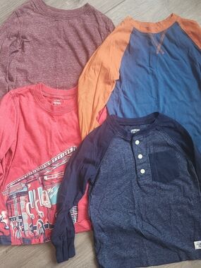 Bundle of Long-Sleeve Tees for Boys size 4T